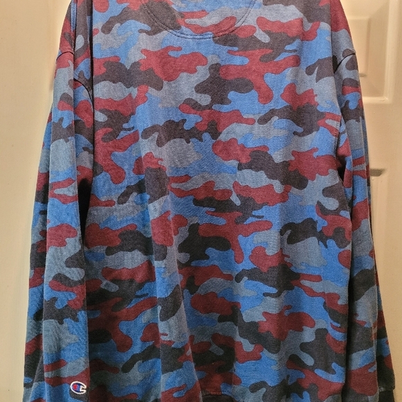 Camouflage Hoodie - Picture 6 of 6